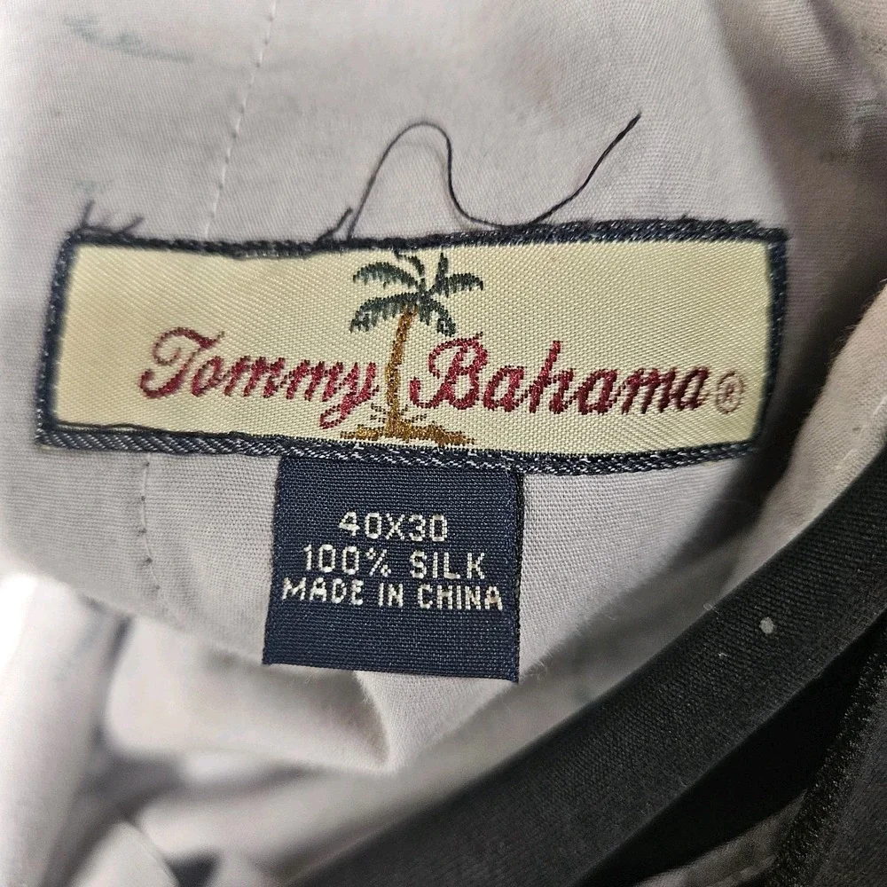 Tommy Bahama Pants Mens 40x30 Black 100% Silk Chino Relaxed Fit Pleated Front
